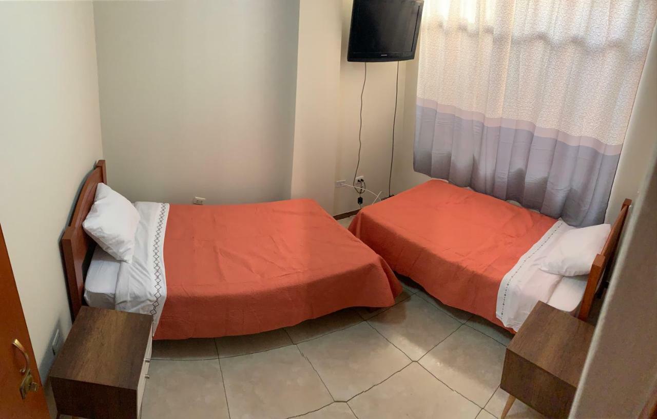Bed and Breakfast Chaglla Airport Callao Exterior foto